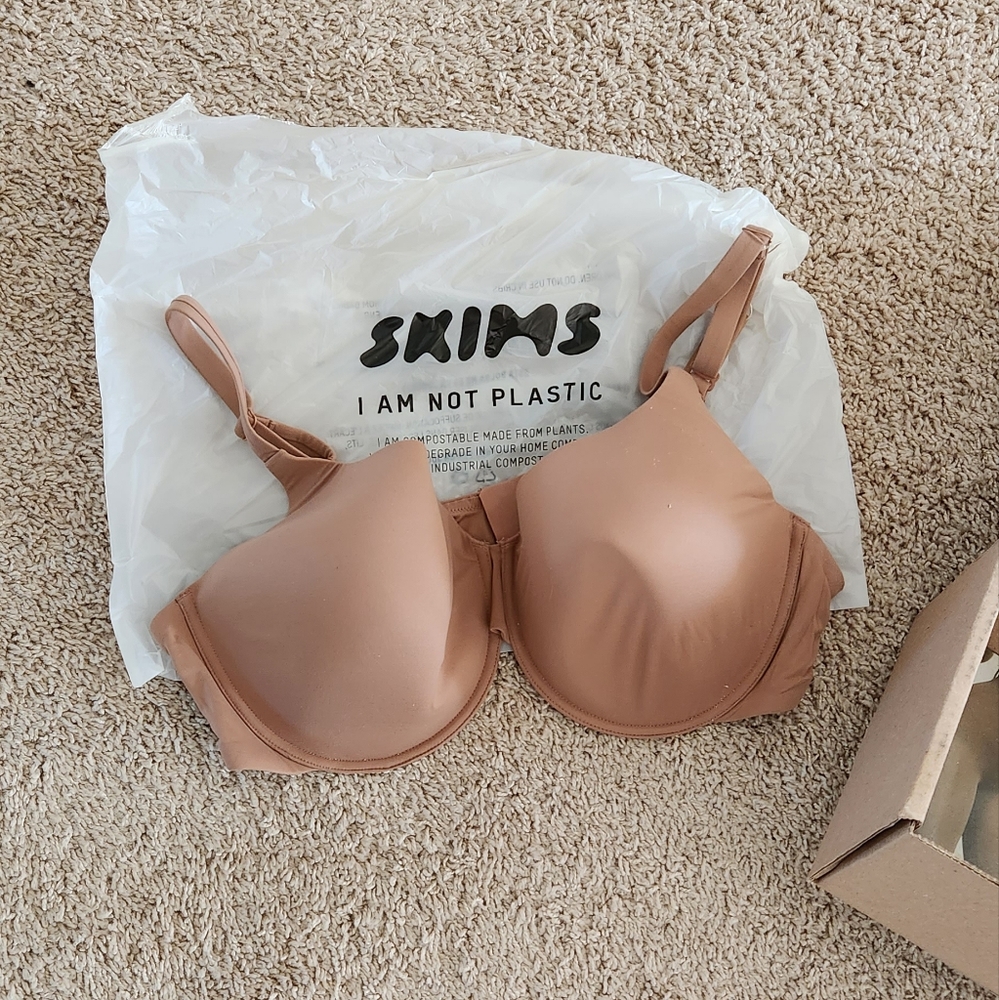 Skims Soft T-Shirt Bra